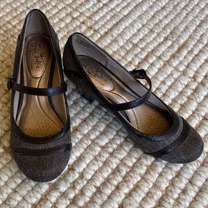 Brown Mary Jane Tweed Round Toe Shoes